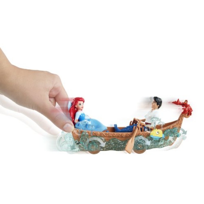 ariel and eric kiss the girl playset